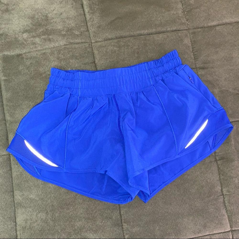 Lululemon hotty hot short 2.5” royal blue